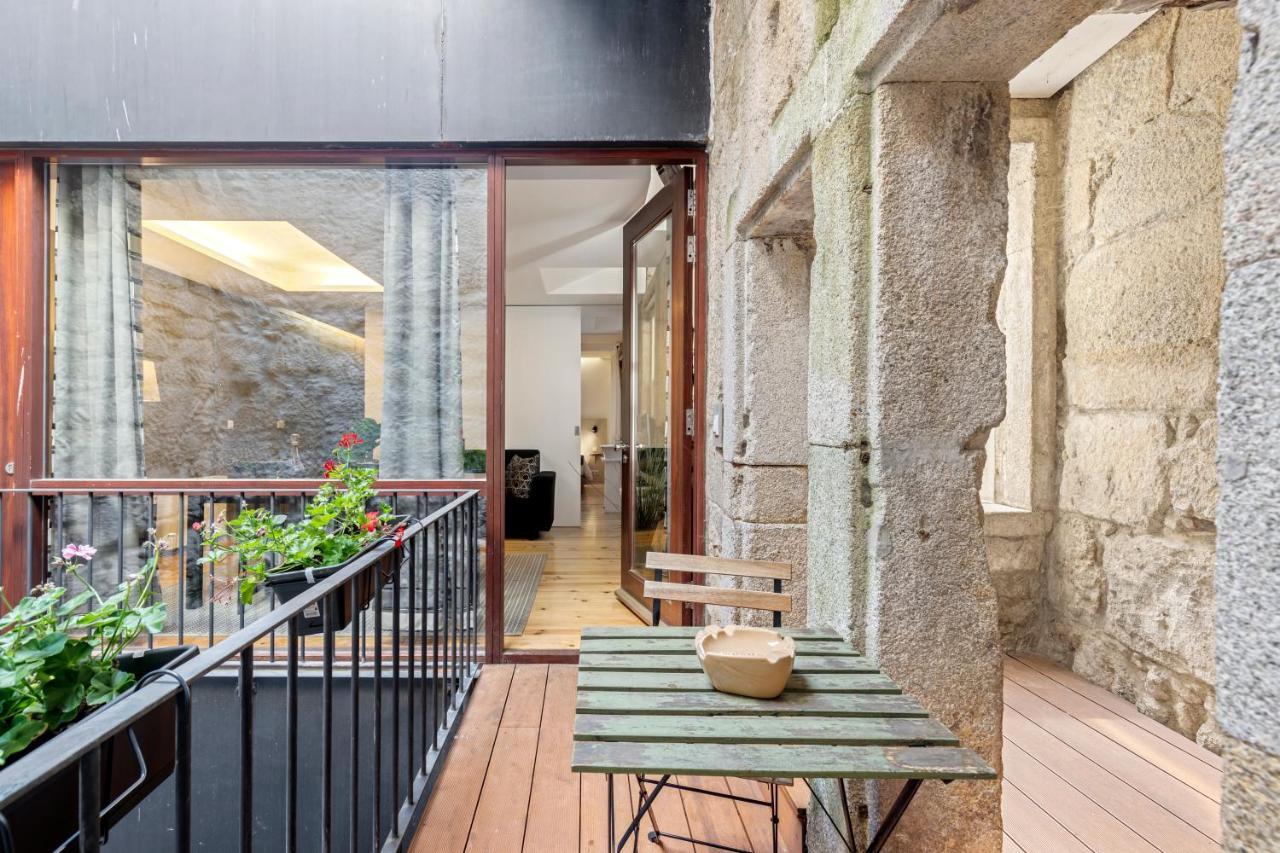 B. Places OOporto Exterior foto