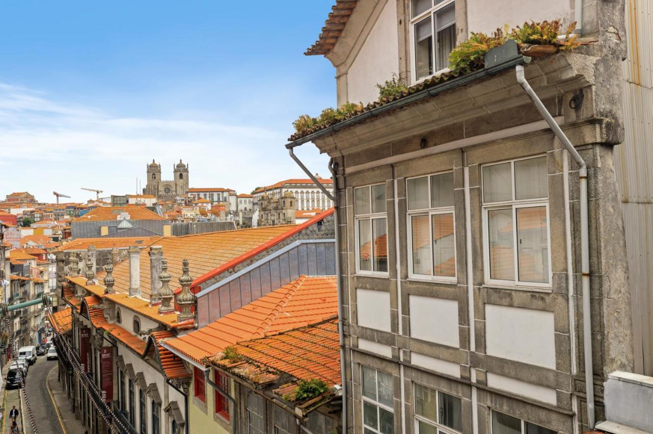 B. Places OOporto Exterior foto